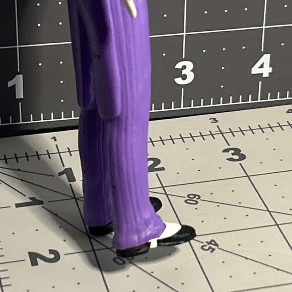 The Joker 5.5” Bendable Posable Figure DC Comics - Picture 9 of 9